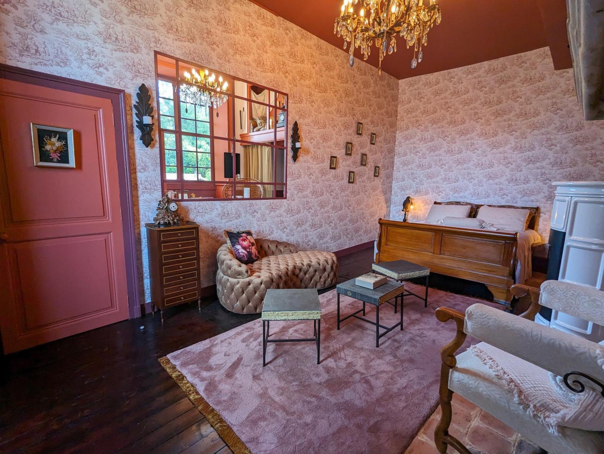 Manoir Des Arts Bed & Breakfast กงโฟลองส์ ภายนอก รูปภาพ